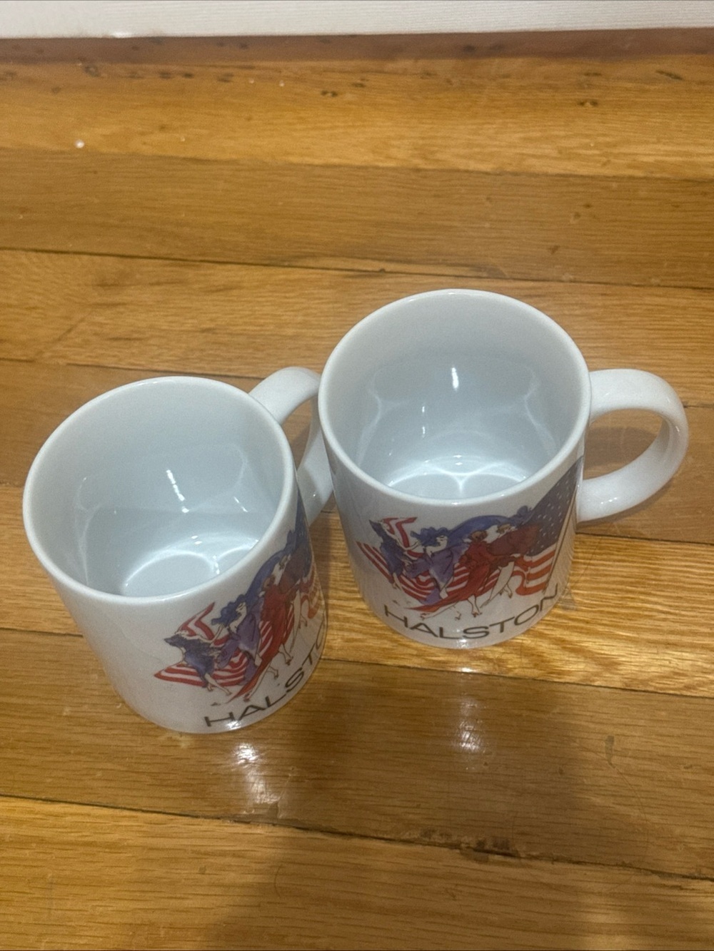 Vintage 1992 Halston Heritage White Patriotic Flag Ceramic Mug set of 2 - Picture 3 of 4